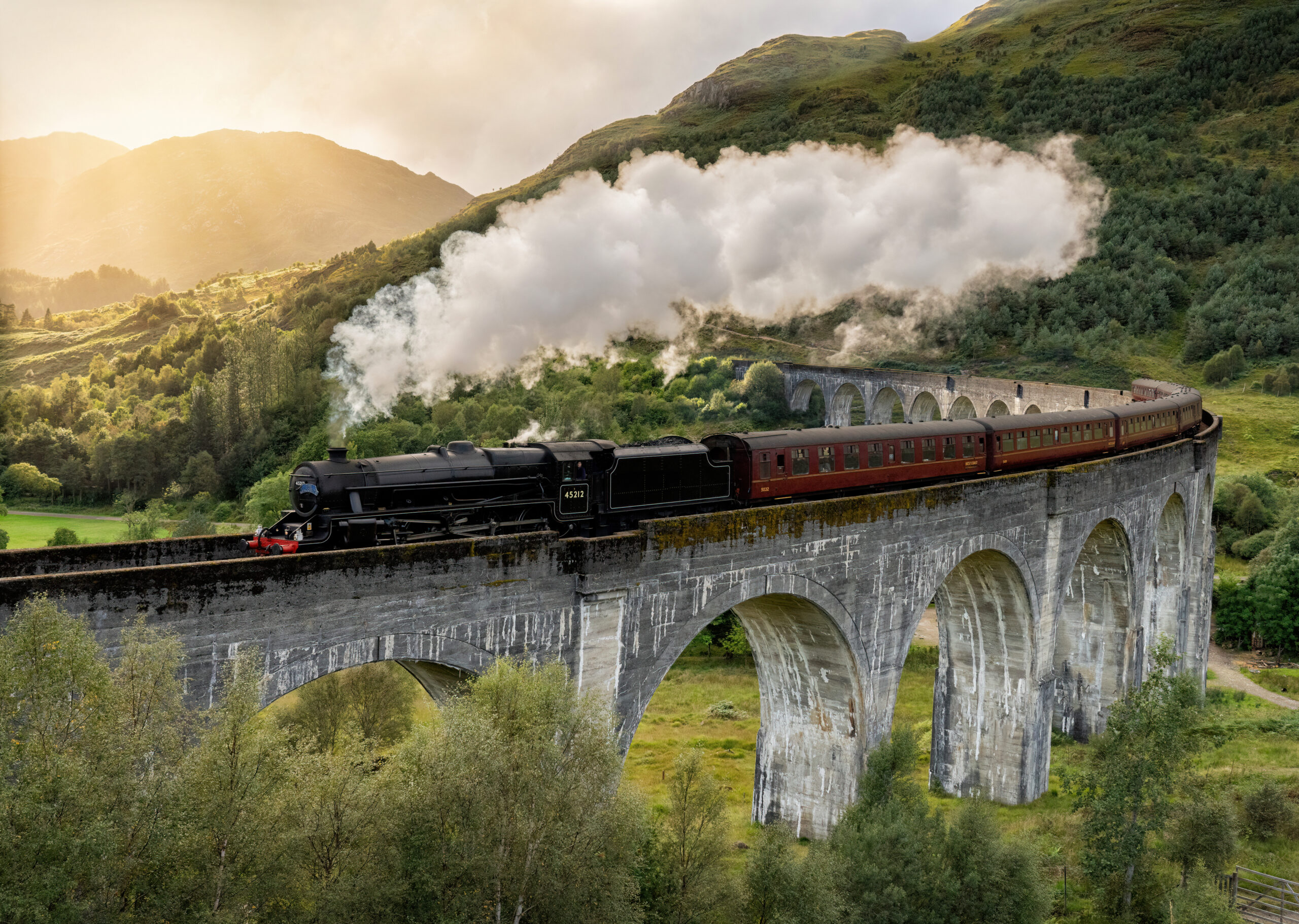 scottish-fixer-swixer-local-production-services-in-scotland-steam-train-crossing-viaduct